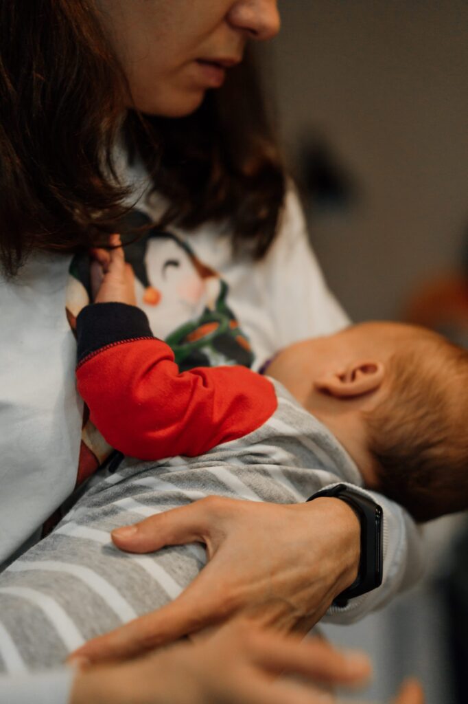 Les difficultés d’allaitement de certaines mères autistes et leurs besoins spécifiques